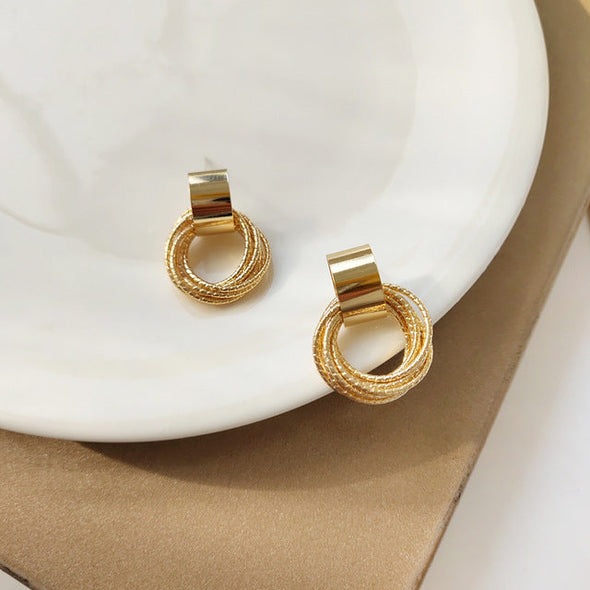 Circle Winding Earrings